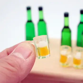 Babaház borkiegészítők Miniatűr babaház konyhai kiegészítők készlet 10db sörös boros italos palackok csészék figurák modell készlet Kép