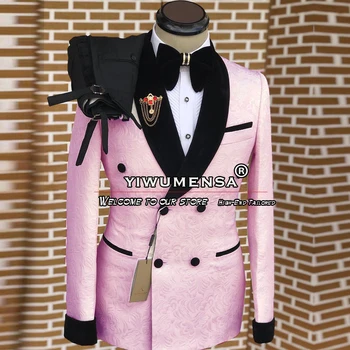 Forró rózsaszín öltönyök férfi esküvőre Fekete bársony hajtókás kabát nadrág 2 részes vőlegény viselet Tuxedo Plus size dupla mellű blézer szettek Kép