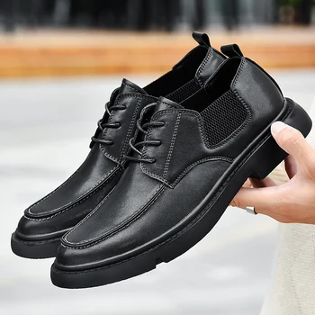 Klasszikus új férfi valódi bőr cipők irodai üzleti cipők Férfi alkalmi cipők divat vastag talp sokoldalú férfi formális cipők Kép